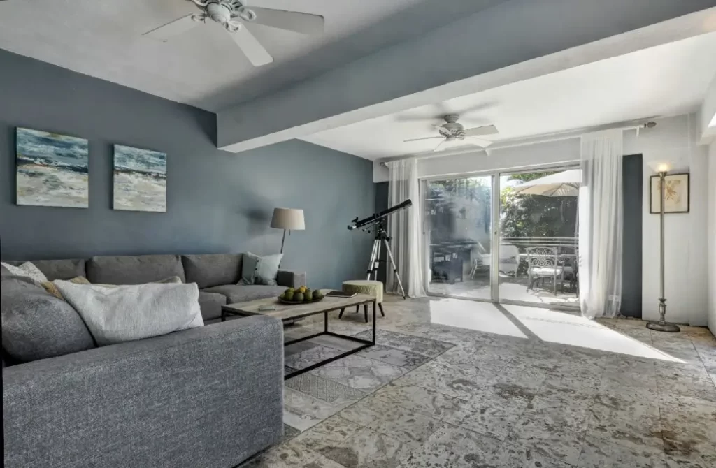 living room.142k